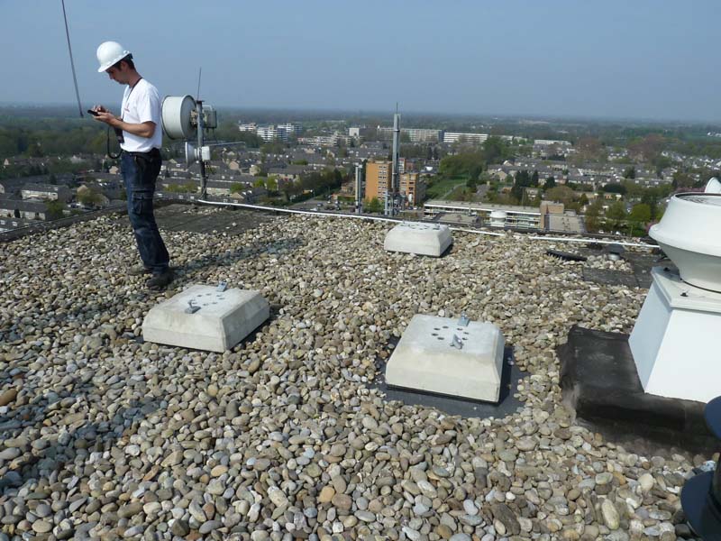 beton voeten nieuwe mast PI6HVS